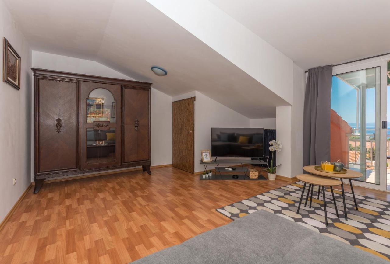 Apartments Zoka Макарска Экстерьер фото